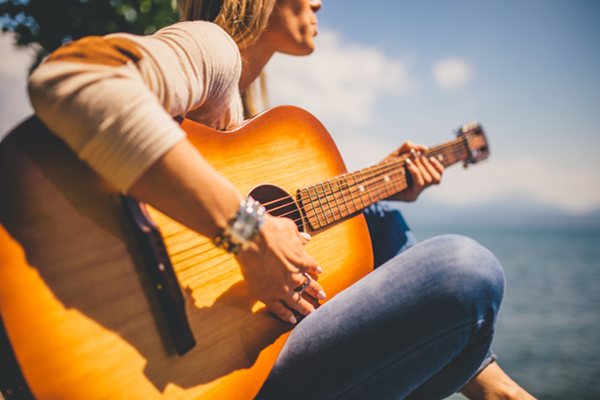 Gitarre Musik Natur See Strand