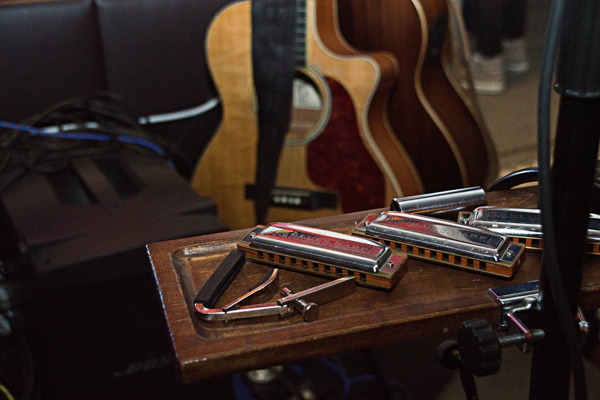 mundharmonika und gitarre