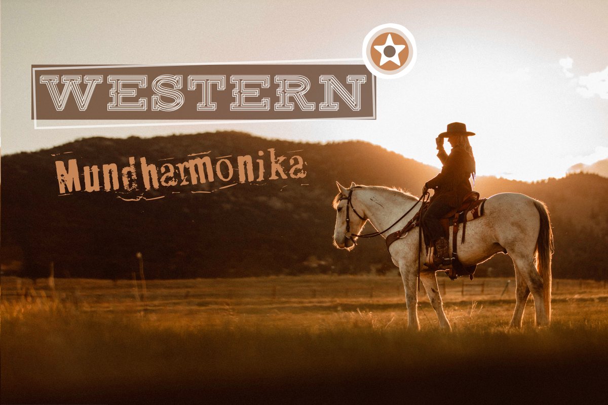 Western Mundharmonika PrĂ€rie Reiterin auf weiĂem Pferd Sonnenuntergang