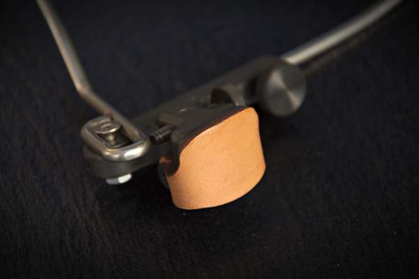 Mundharmonika Halter Seydel Gecko Harmonica Holder Leder Pads