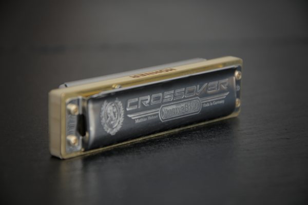 Hohner Marine Band Crossover frontal aufgestellt