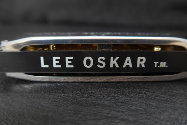 Lee Oskar Major Diatonic 1910 Rückseite Kanzellenkörper Aufschrift